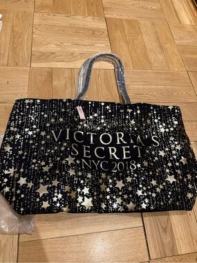 Victoria's Secret Black & Gold Star Print Tote Bag